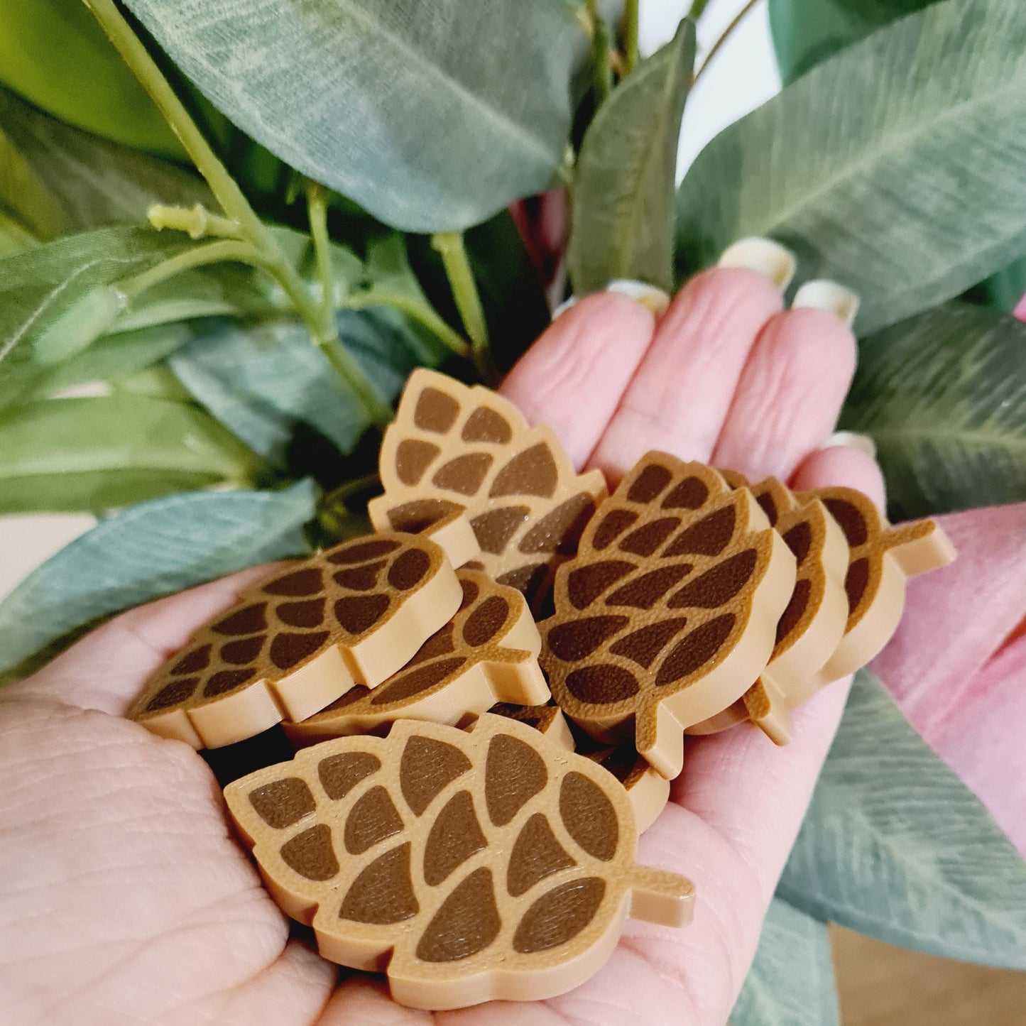 Pine cone Counters 10pcs