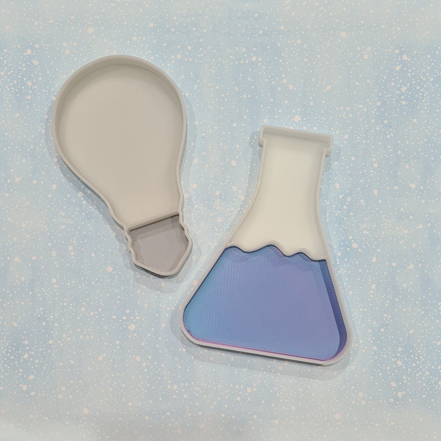 Science Play Trays 2 pack - Beaker & Glow in the dark light globe