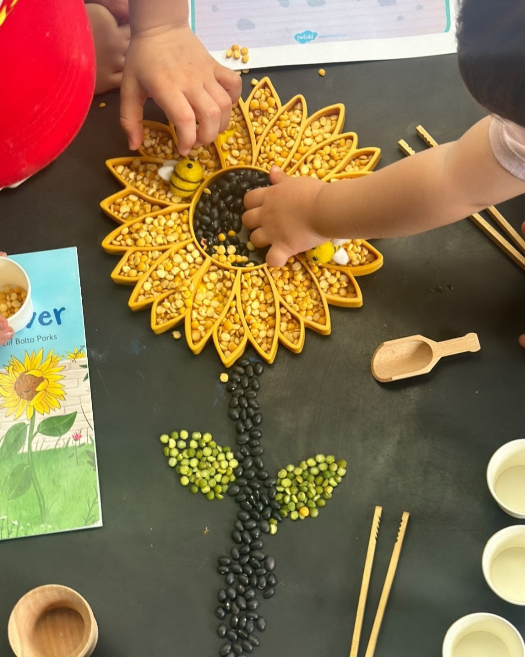 Sunflower Play Tray