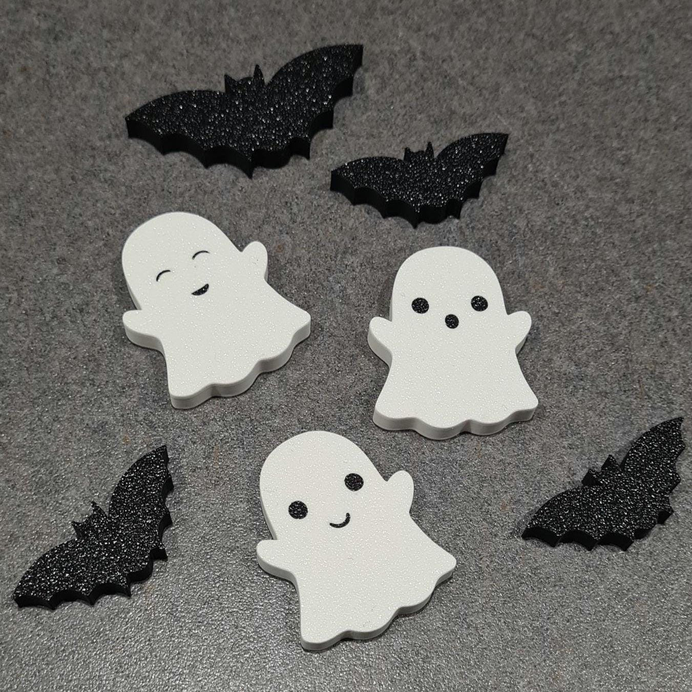 Spooky Mansion Play Tray with Ghosts & Bats