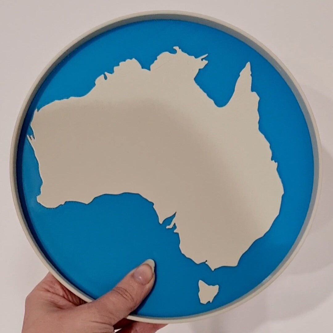 Australia Play Tray