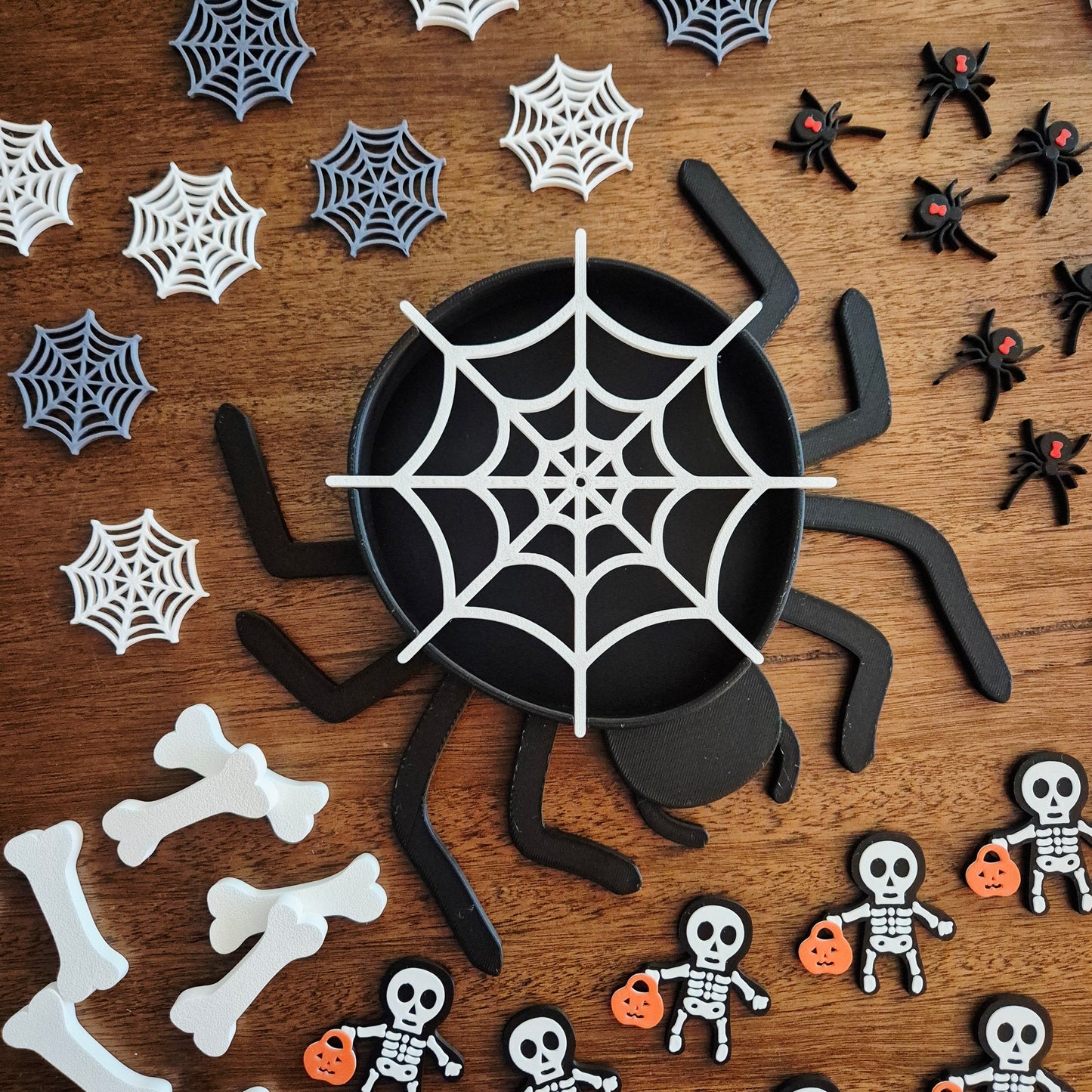 Spider Play Tray with removable web