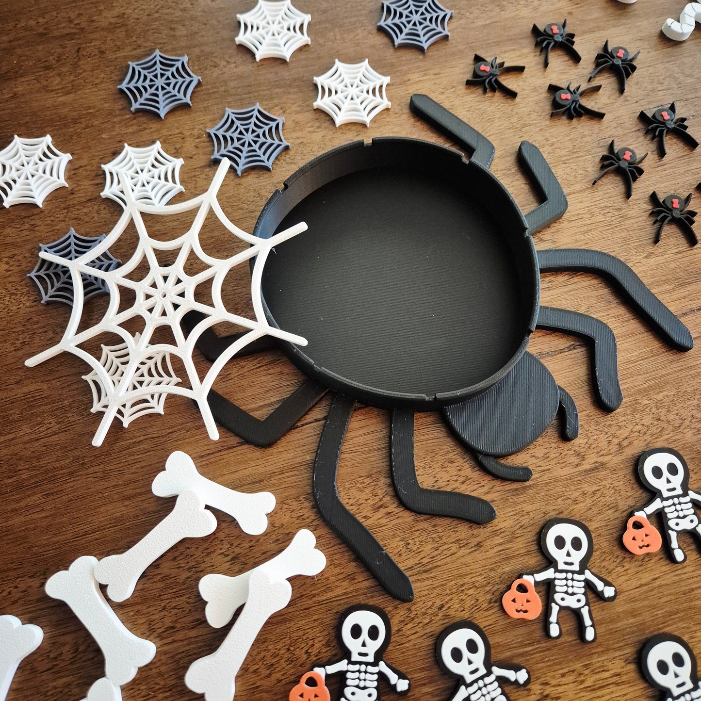 Spider Play Tray with removable web