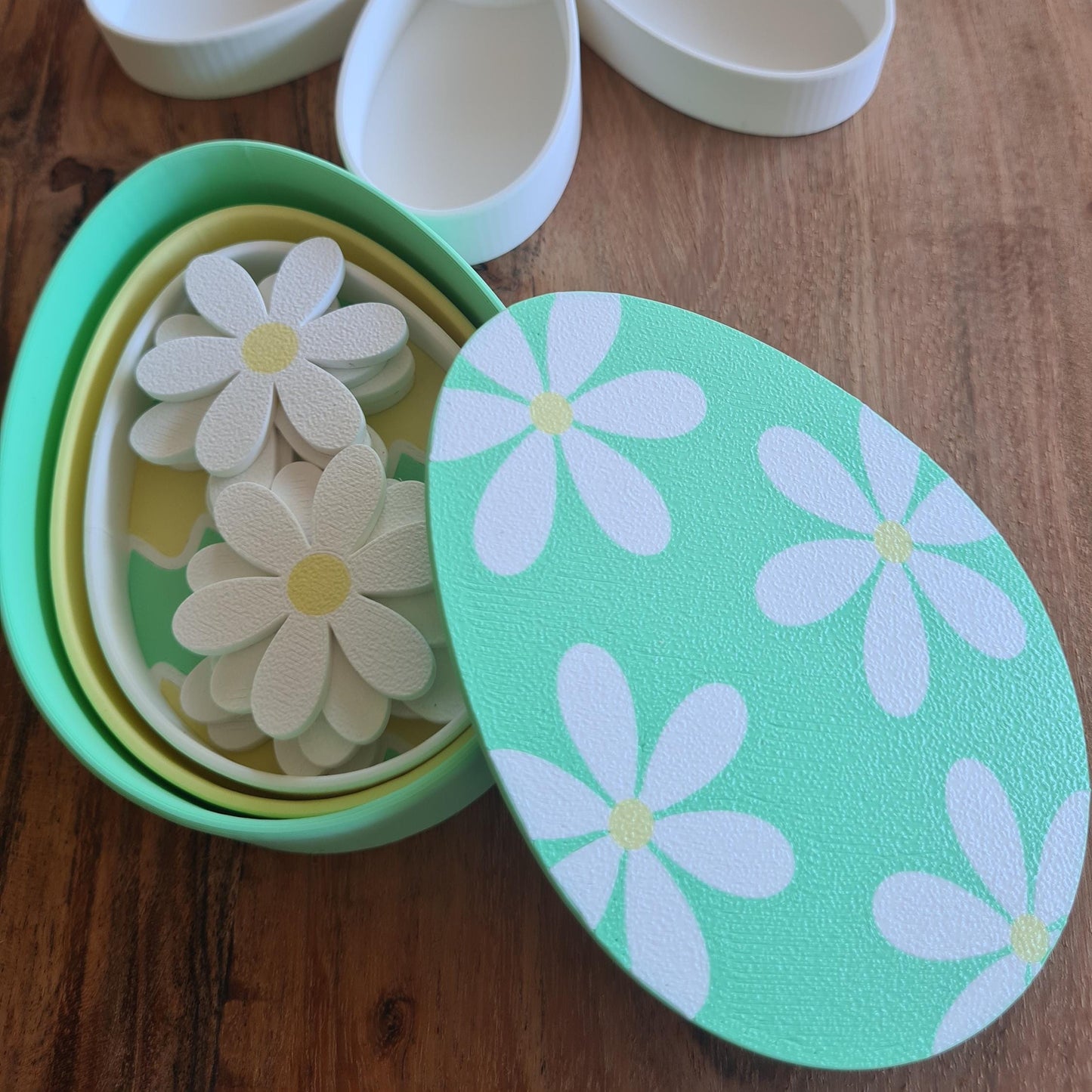 Daisy Egg Box with Stacking egg trays