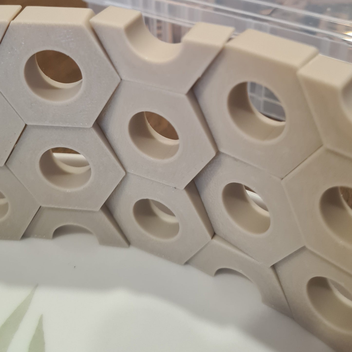 Sandstone Honeycomb pieces 55pcs (35 full & 20 halfs)