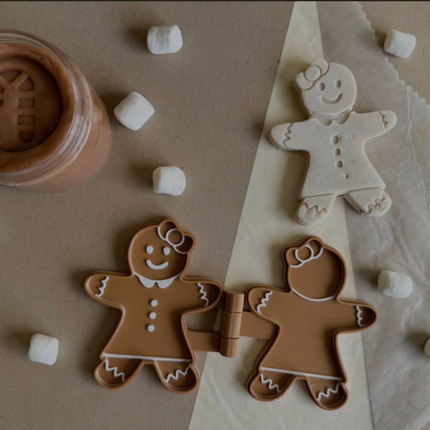 Gingerbread Man & Woman Mold
