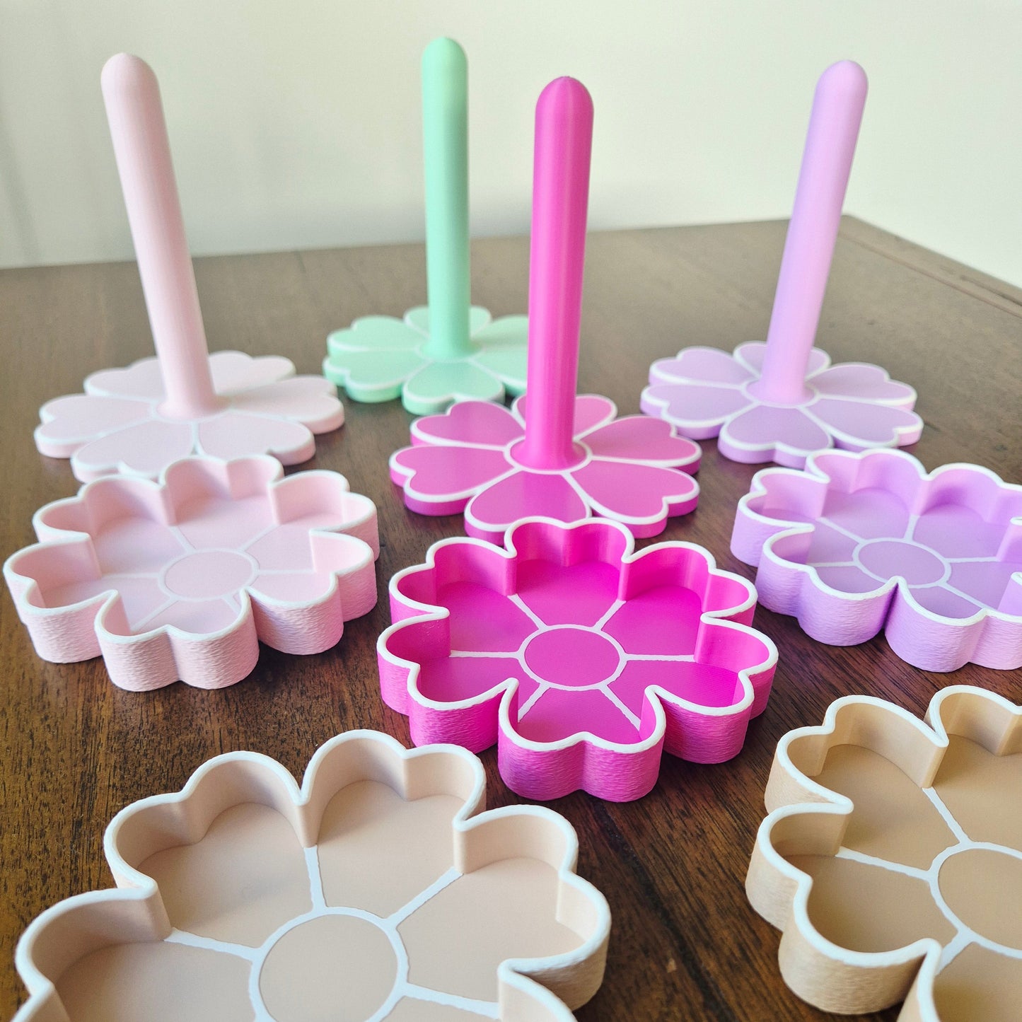 Textured heart flower trinket tray